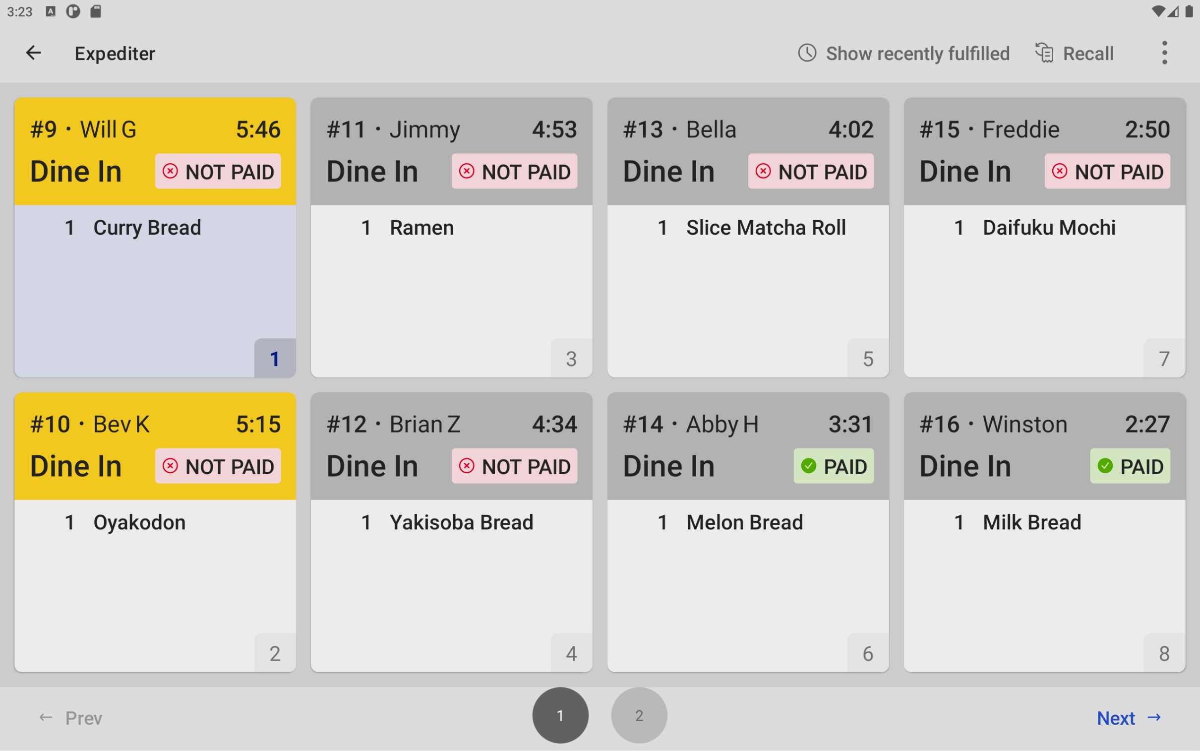 An example of a ticket (top left) in focus on a KDS device using a bump bar.