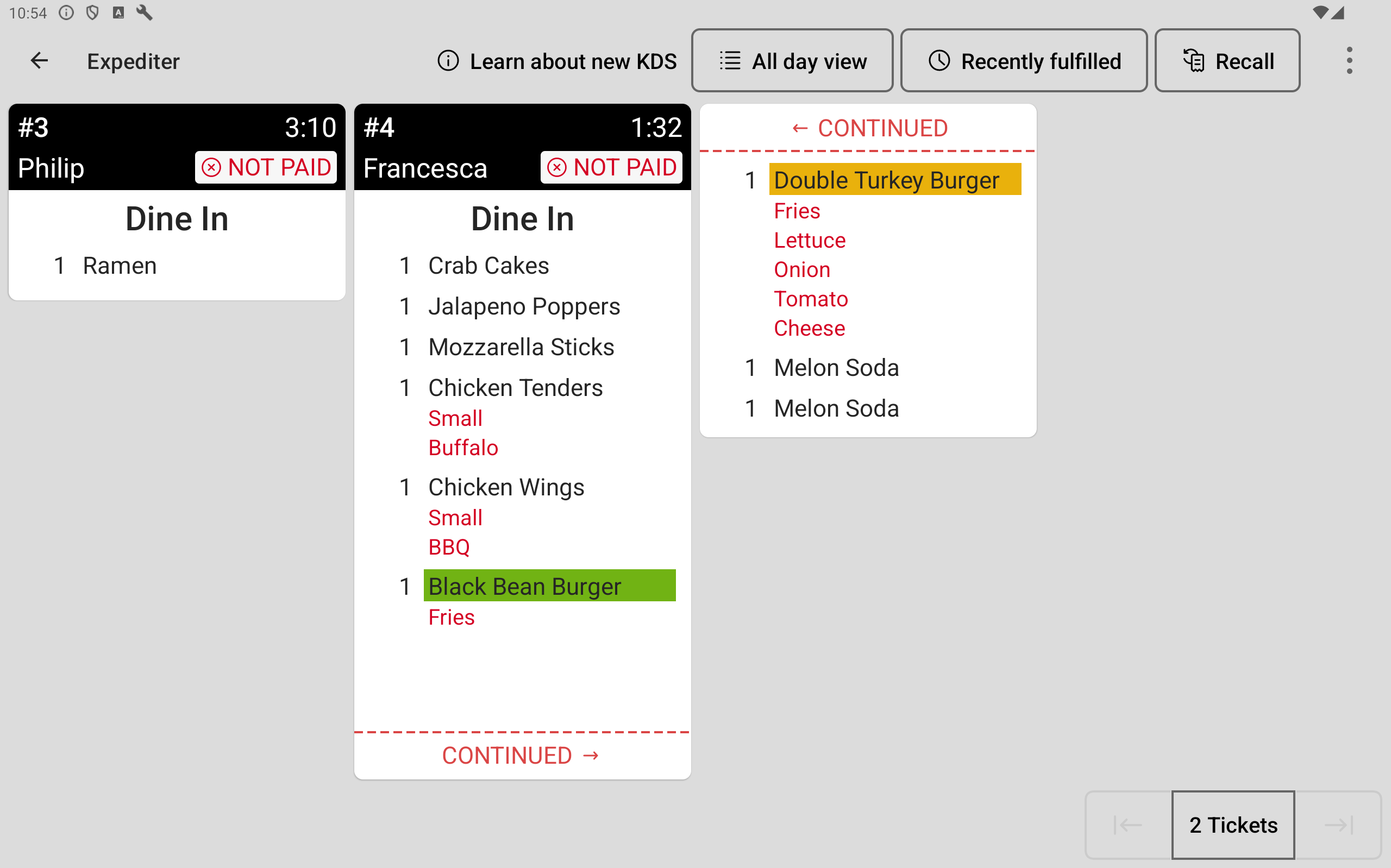 An example of a KDS device using dynamic layout with a ticket that covers two columns.