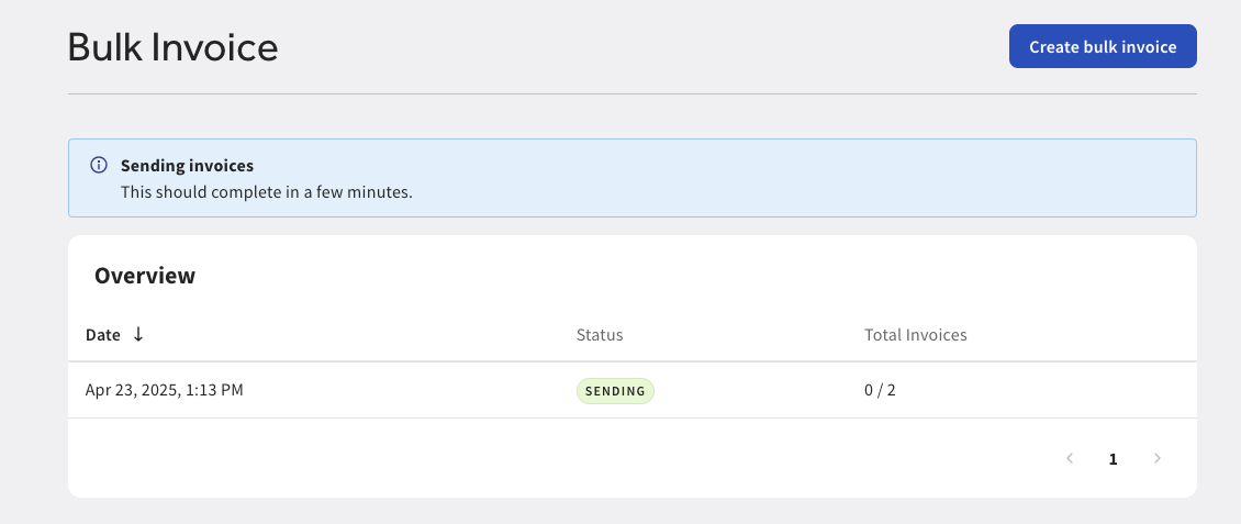 Shows the Sending invoices banner on the Bulk invoice page.